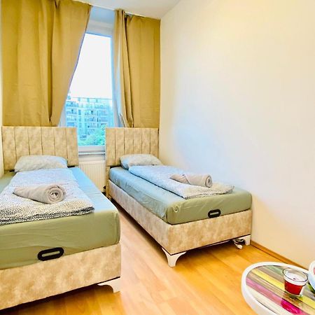 Bright 5Br Shared Apartment W Great Transport Link Vienna Exterior photo