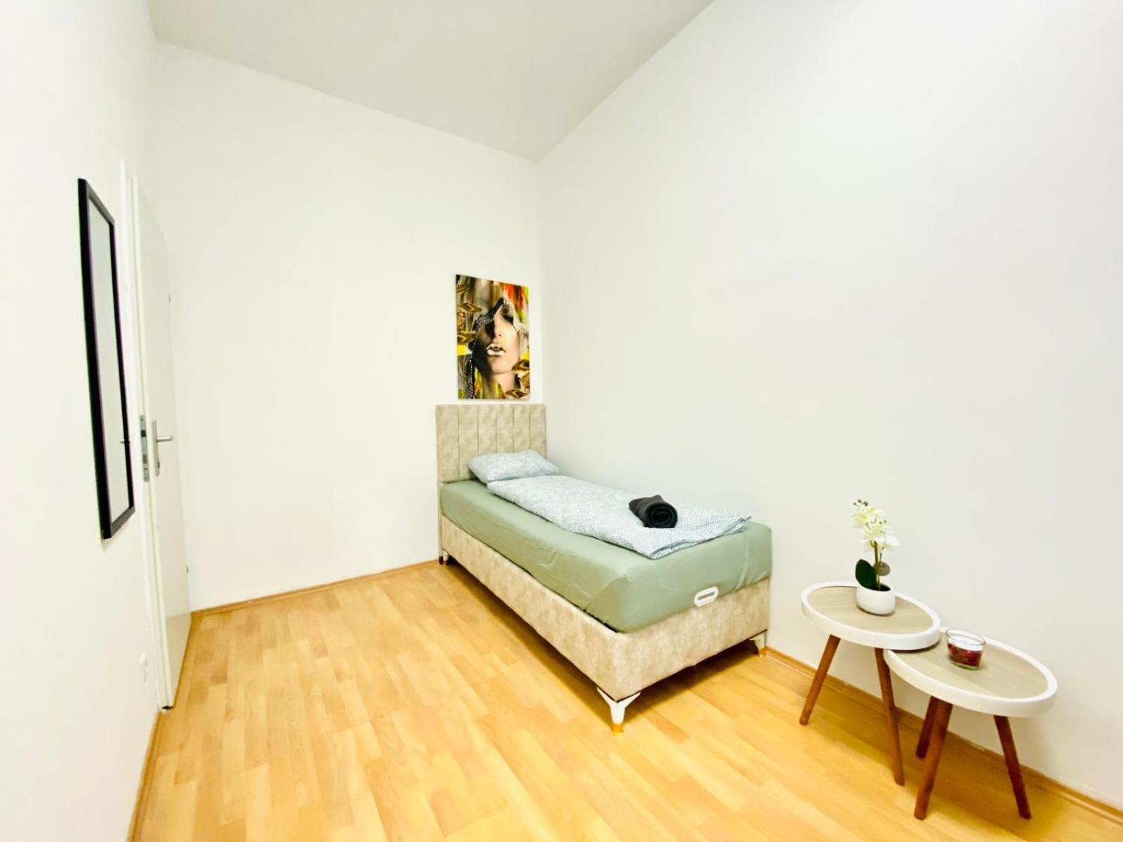 Bright 5Br Shared Apartment W Great Transport Link Vienna Exterior photo
