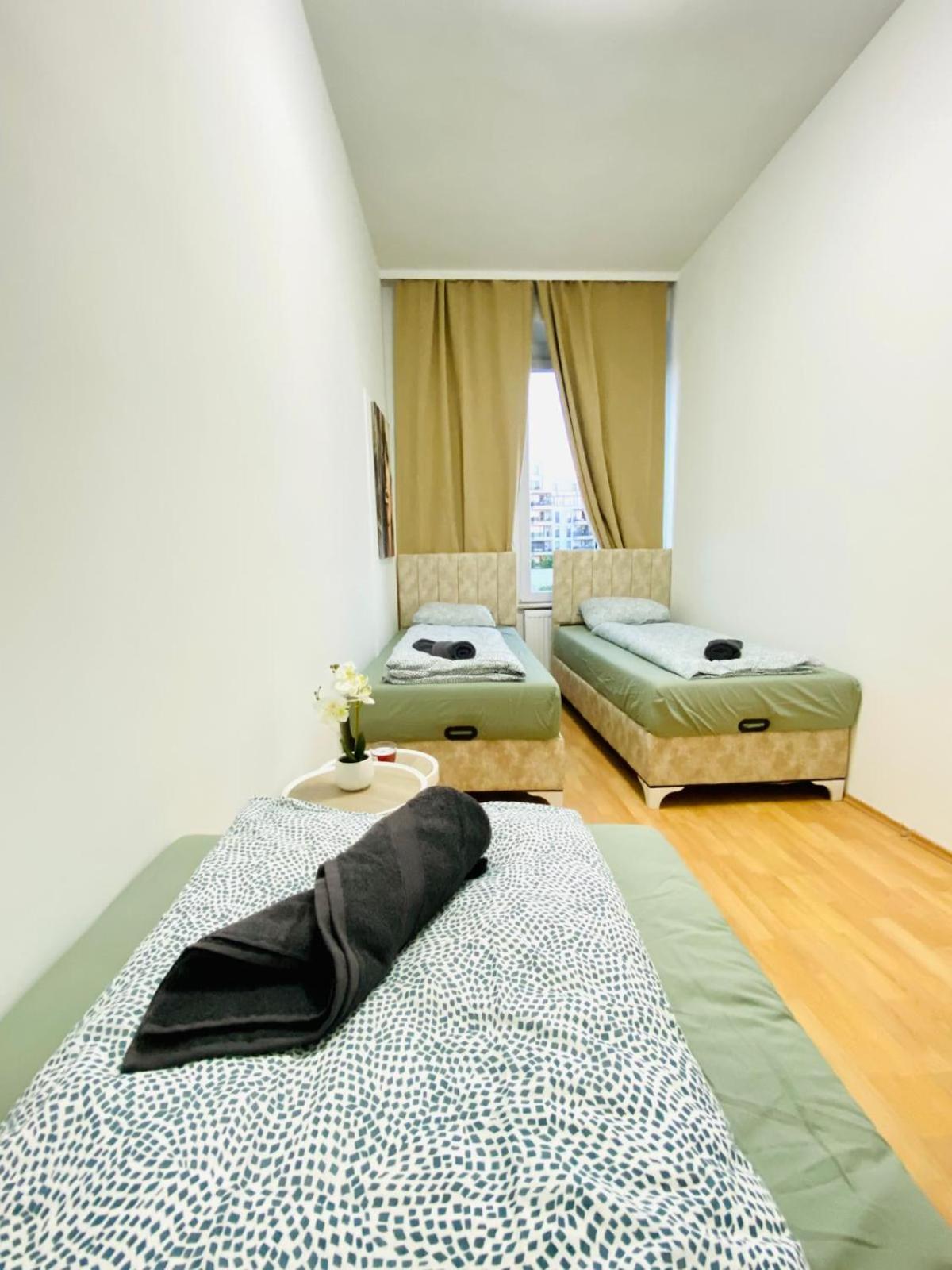 Bright 5Br Shared Apartment W Great Transport Link Vienna Exterior photo
