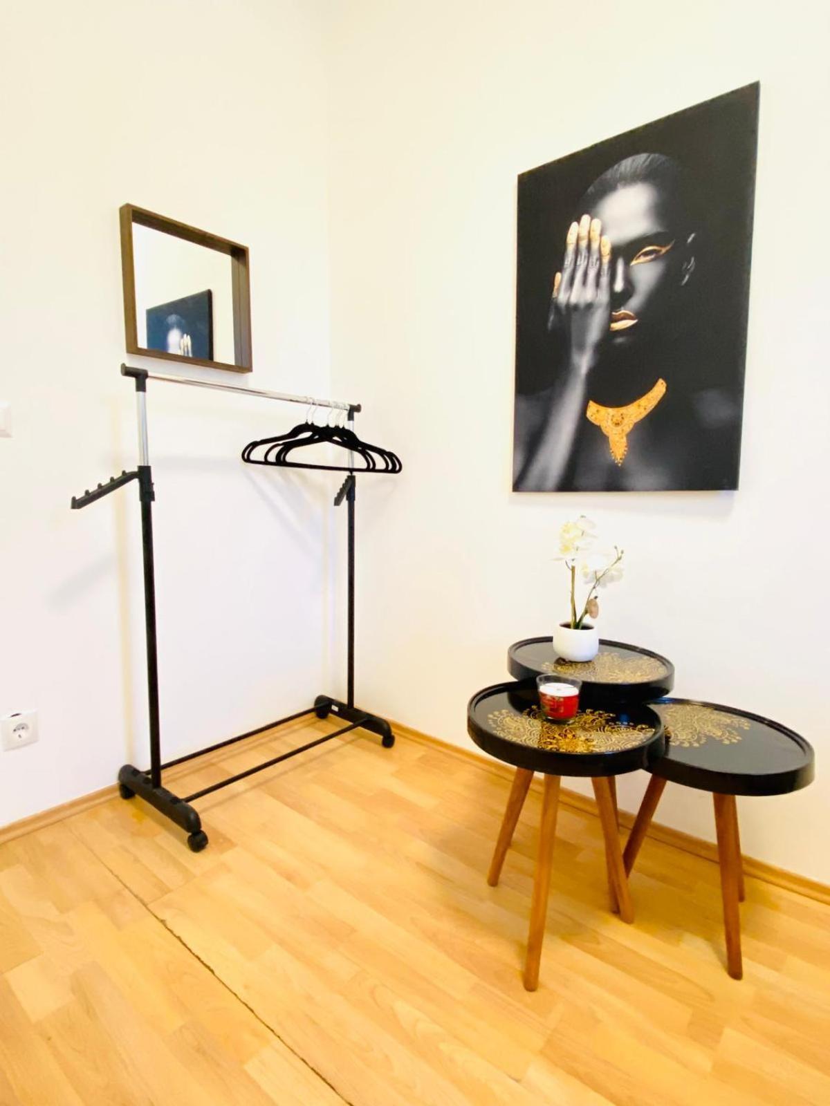 Bright 5Br Shared Apartment W Great Transport Link Vienna Exterior photo