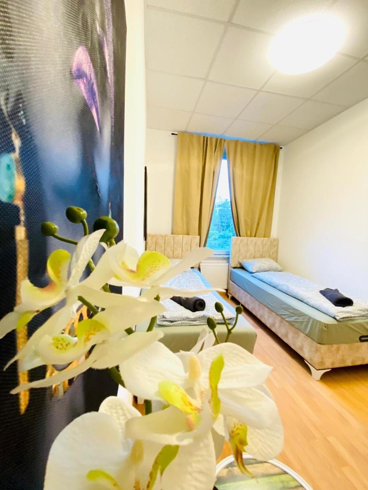Bright 5Br Shared Apartment W Great Transport Link Vienna Exterior photo