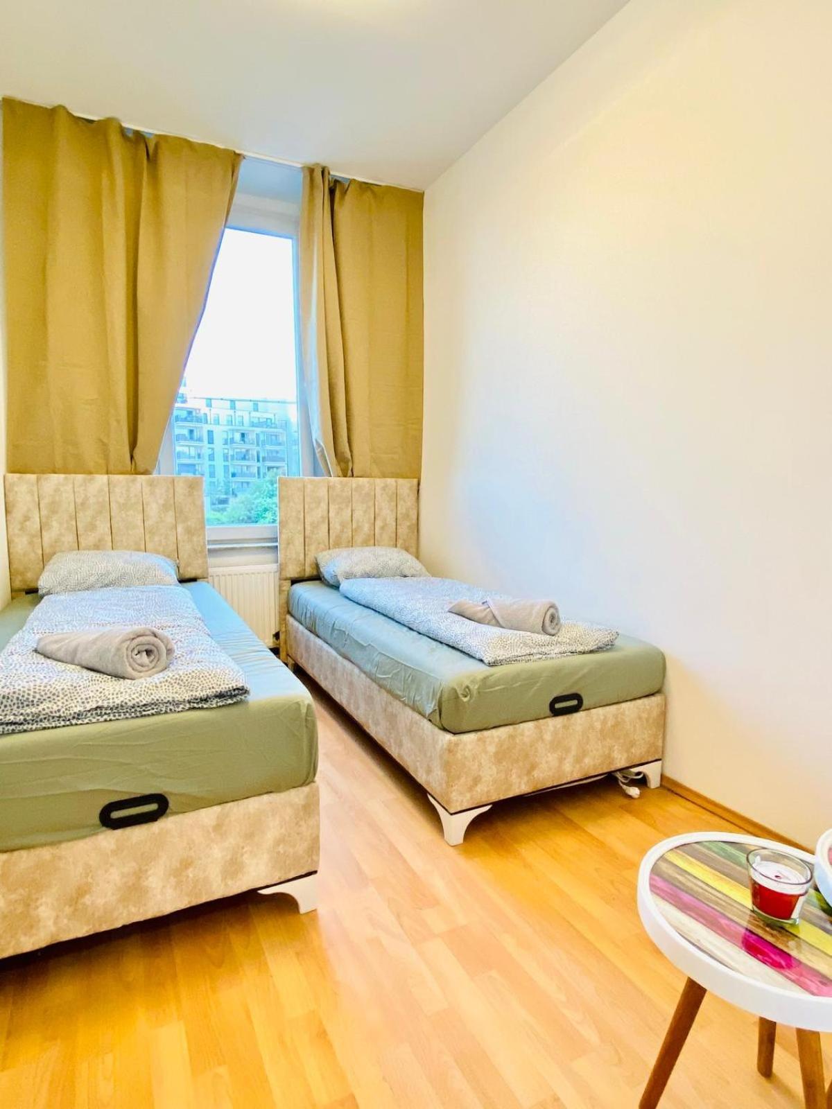 Bright 5Br Shared Apartment W Great Transport Link Vienna Exterior photo